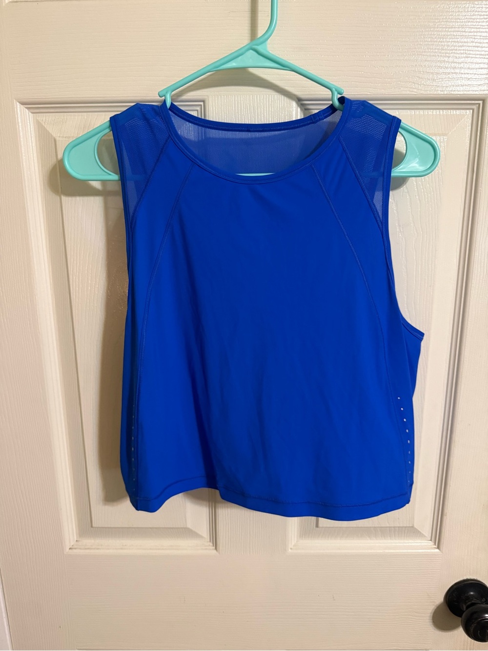 Lululemon tank top mesh back